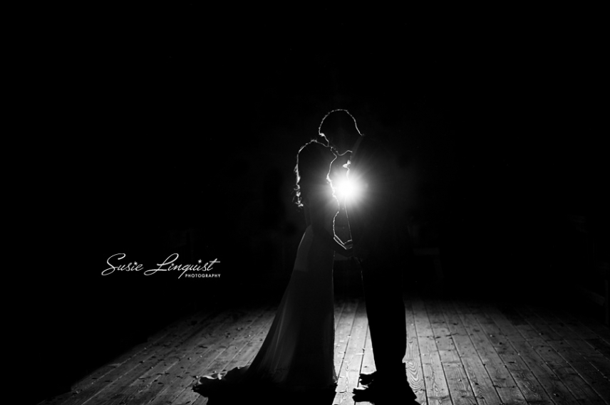 bride-and-groom-silhouette(pp_w856_h569).jpg