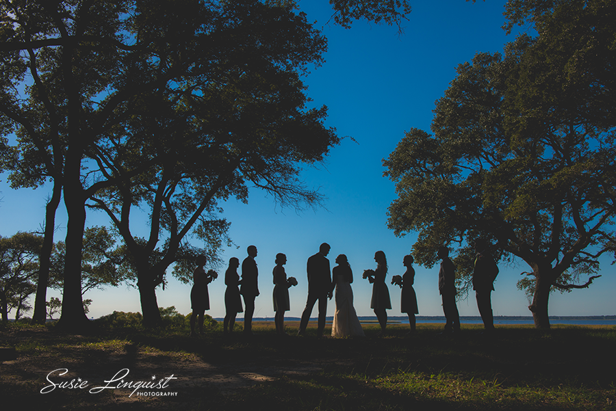 0001.creative bridal party pictures