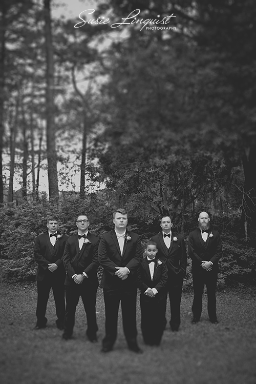 0003black and white groomsmen picture